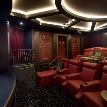 unique-home-theater-layout-1024x683